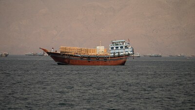 Trump beloofde snelle heropening, maar Straat van Hormuz blijft voorlopig dicht: dit speelt er nu