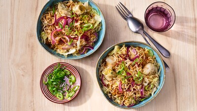 Wat Eten We Vandaag: Noedels met witte kool en dumplings