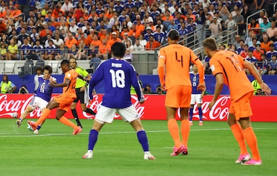 Summerville meteen goud waard: aanvaller zet Oranje weer op voorsprong tegen Japan