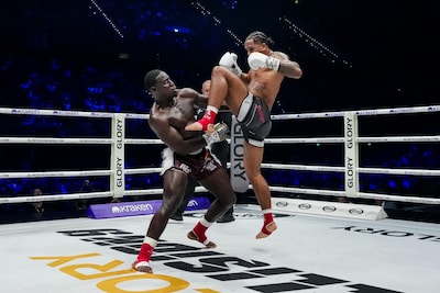 LIVE Glory | Kromah verdedigt zwaargewichttitel, finale lichtzwaargewichttoernooi in zicht, publiek in Ahoy uit zijn dak na knock-out