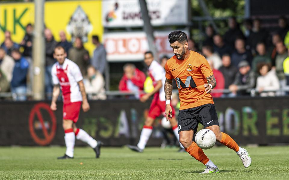 Matías Jones (34) uit Roden richt zich bij Be Quick 1887 op zijn trainersloopbaan. ‘Ik mag bondscoach van Uruguay zijn, maar hier zijn mijn diploma’s niets waard’