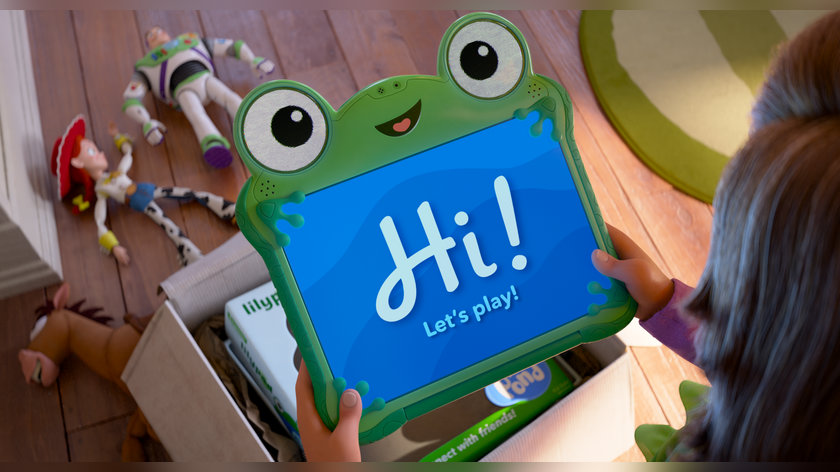 EMBARGO: DONDERDAGOCHTEND Wint ouderwets speelgoed het van de schermen? In de nieuwe Toy Story is de schurk een tablet