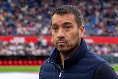 Feyenoord bevestigt terugkeer Giovanni van Bronckhorst en maakt contractduur bekend: ‘Vakman en personality’