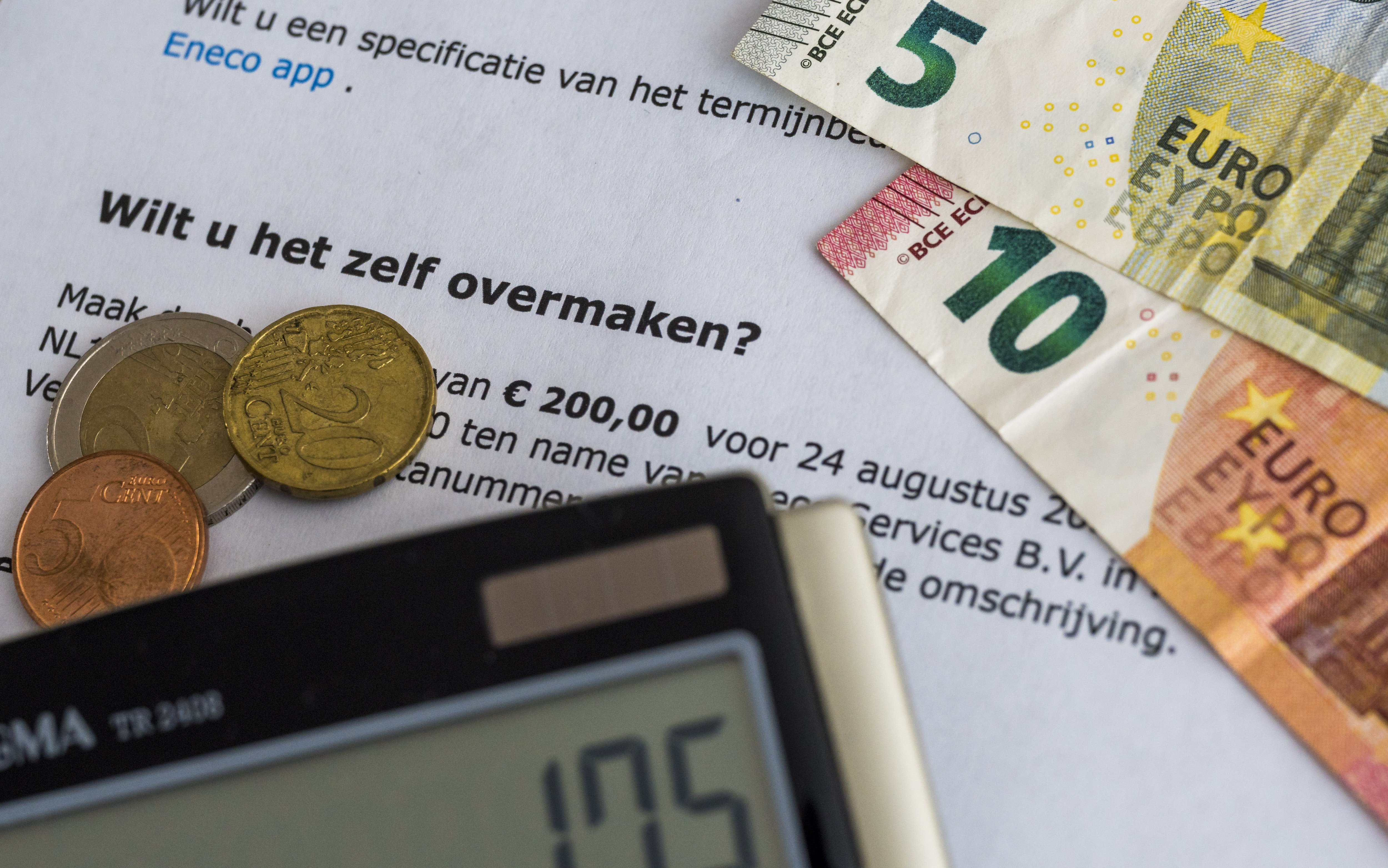 1 op de 3 Nederlanders leeft van salaris naar salaris: is loon rond de 25ste nog van deze tijd?