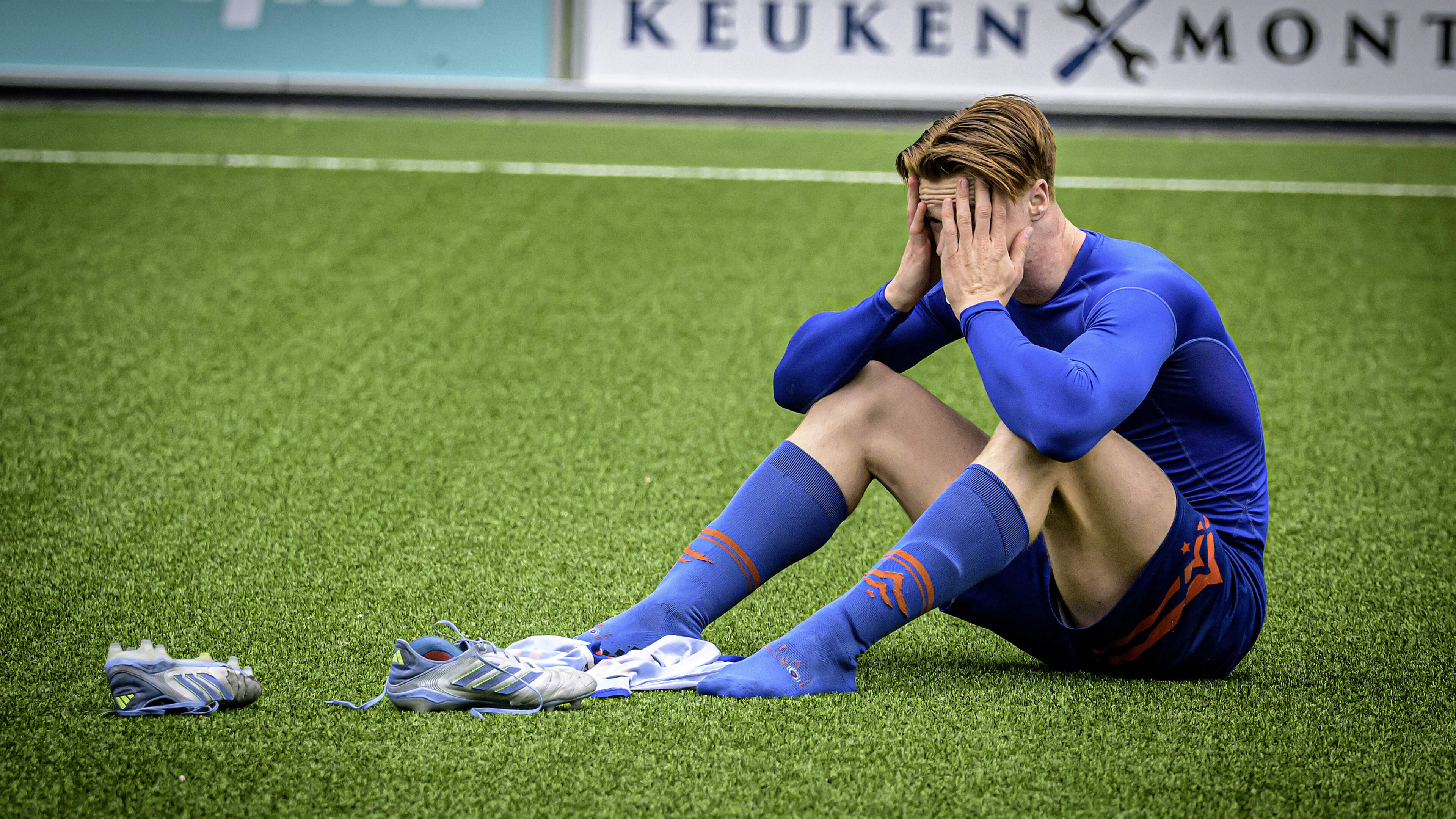 Olympia Haarlem degradeert naar de tweede klasse omdat de pijp leeg is bij de spelers
