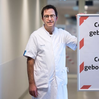 Coronacommissie verhoort Diederik Gommers, de coronaduider die de intensive care overeind moest houden