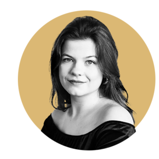 Naar verluidt heeft Johan Derksen al ruim dertien jaar geen warme maaltijd gegeten. Het verklaart een boel