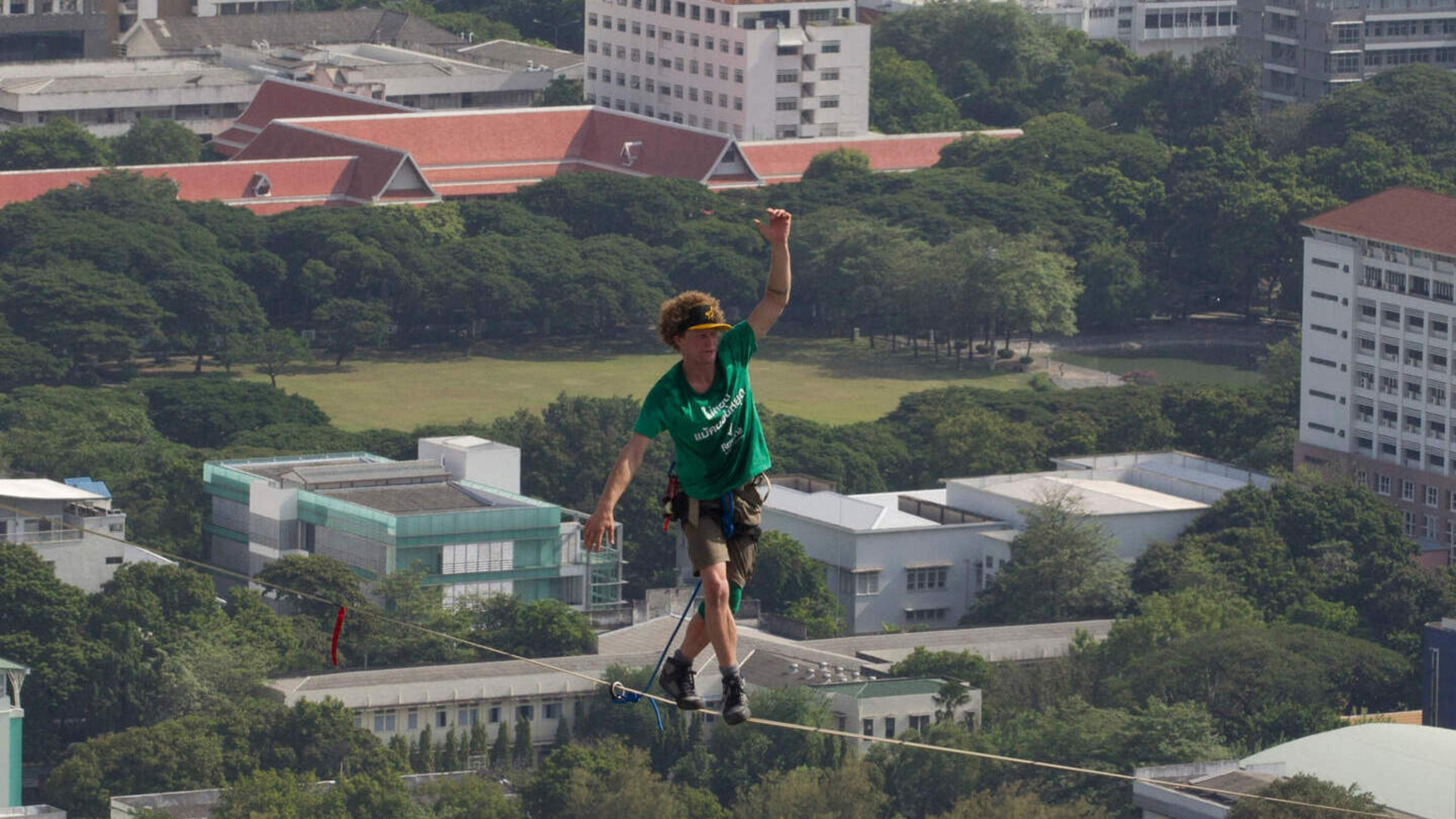 Basejumpdrama in Utah: avonturier Andy Lewis (39) en man (50) komen om
