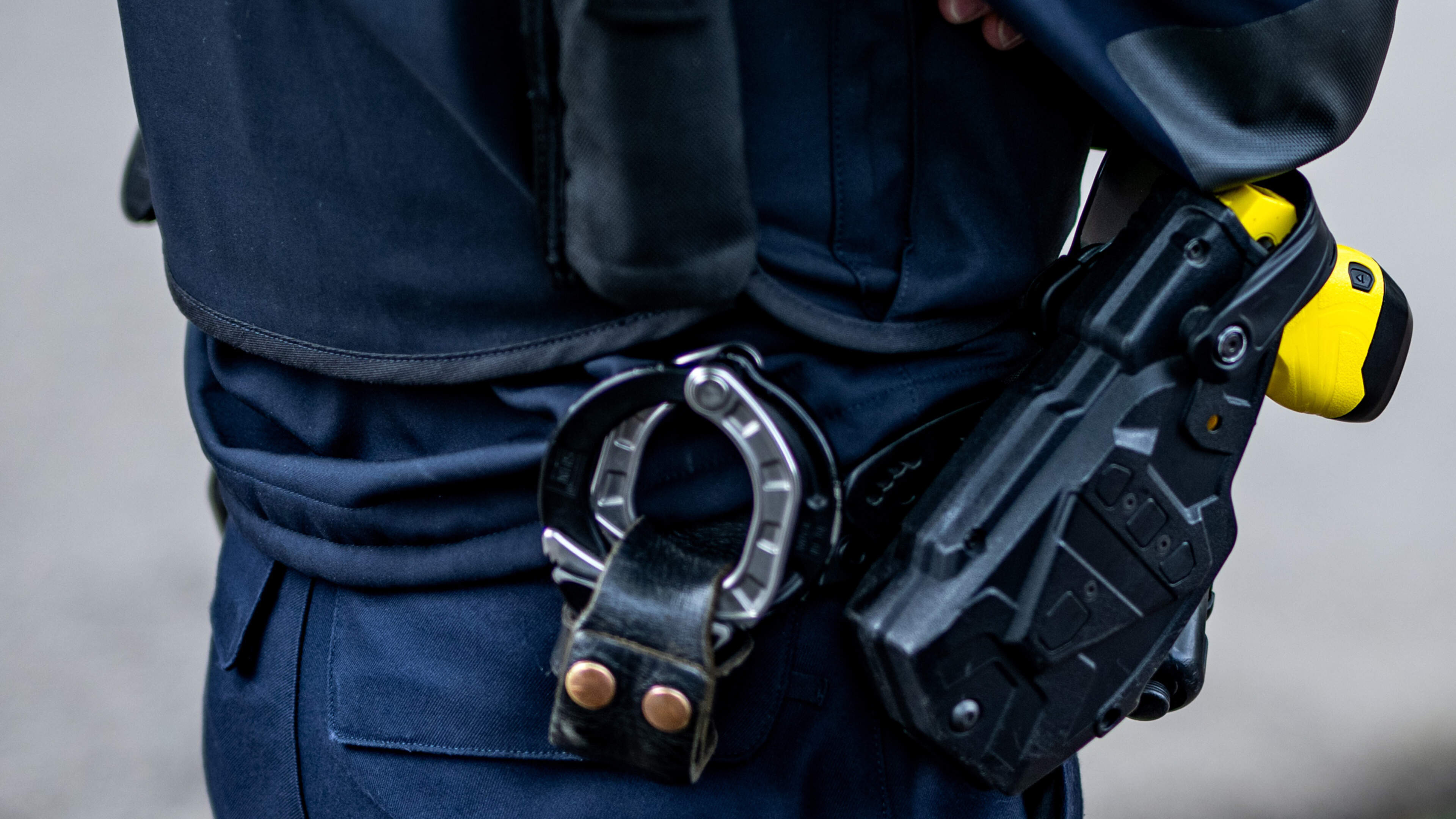 Politie vuurt schoten af op inbreker Rotterdam-Zuid, verdachte ongedeerd