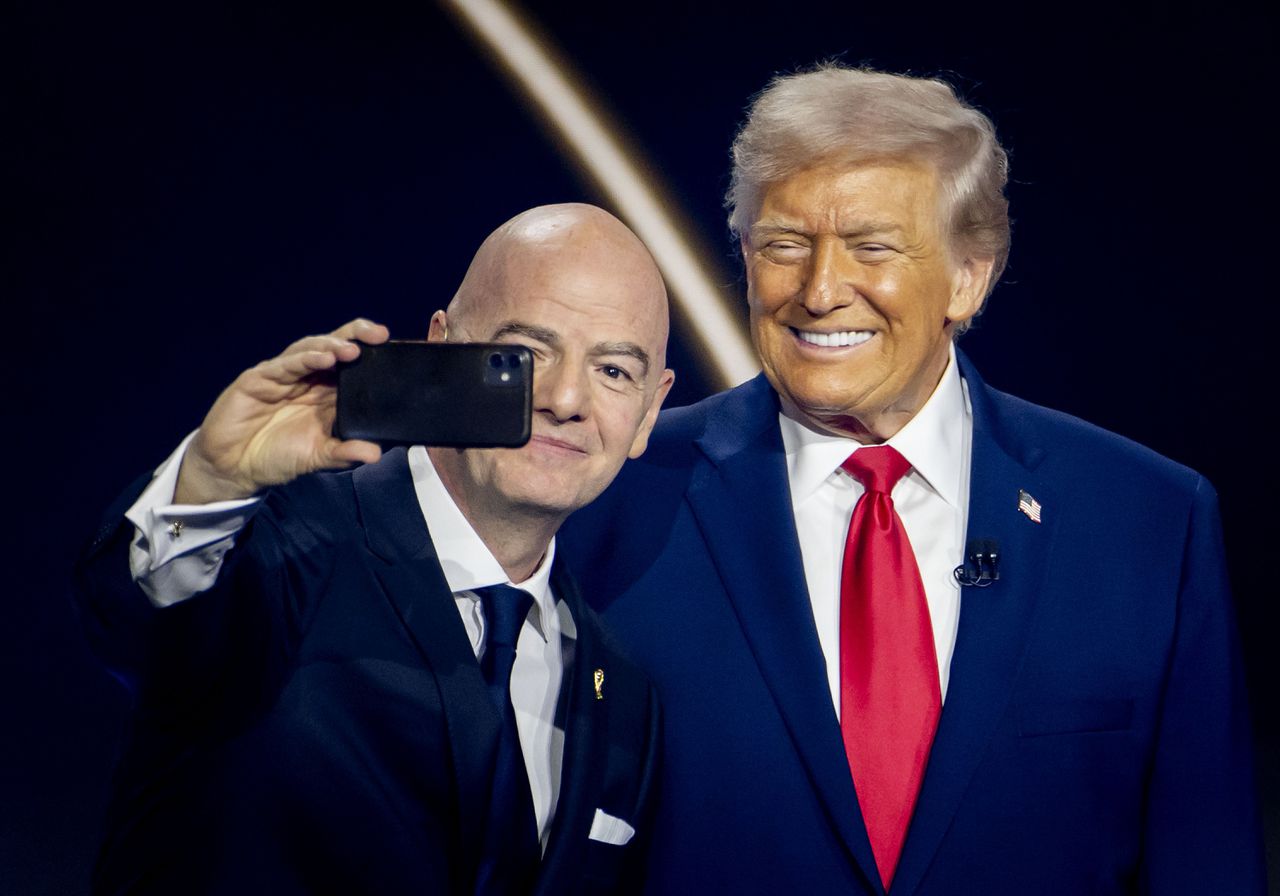 FIFA-baas Gianni Infantino, de ‘ king of soccer ‘, wordt al tien jaar achtervolgd door controverse. ‘Mensen willen gewoon bloed zien’