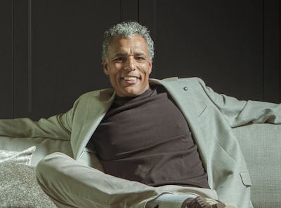 Pierre van Hooijdonk over Johan Derksen en zijn reputatie: ‘Dan denkt Henk uit Oude Pekela dat je inderdaad niet deugt’