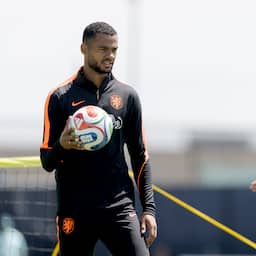 Gakpo over het geloof binnen Oranje: 'Wekelijks een Zoom-call met Pastoor Freddy'