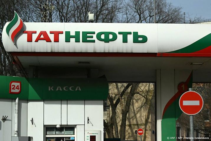 Russisch olieconcern beperkt benzineverkoop, meldt Interfax