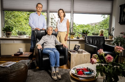 Louise Marie (95) beroofd, familie boos op politie die onderzoek stilzet: ‘Hierna komt wéér een slachtoffer’