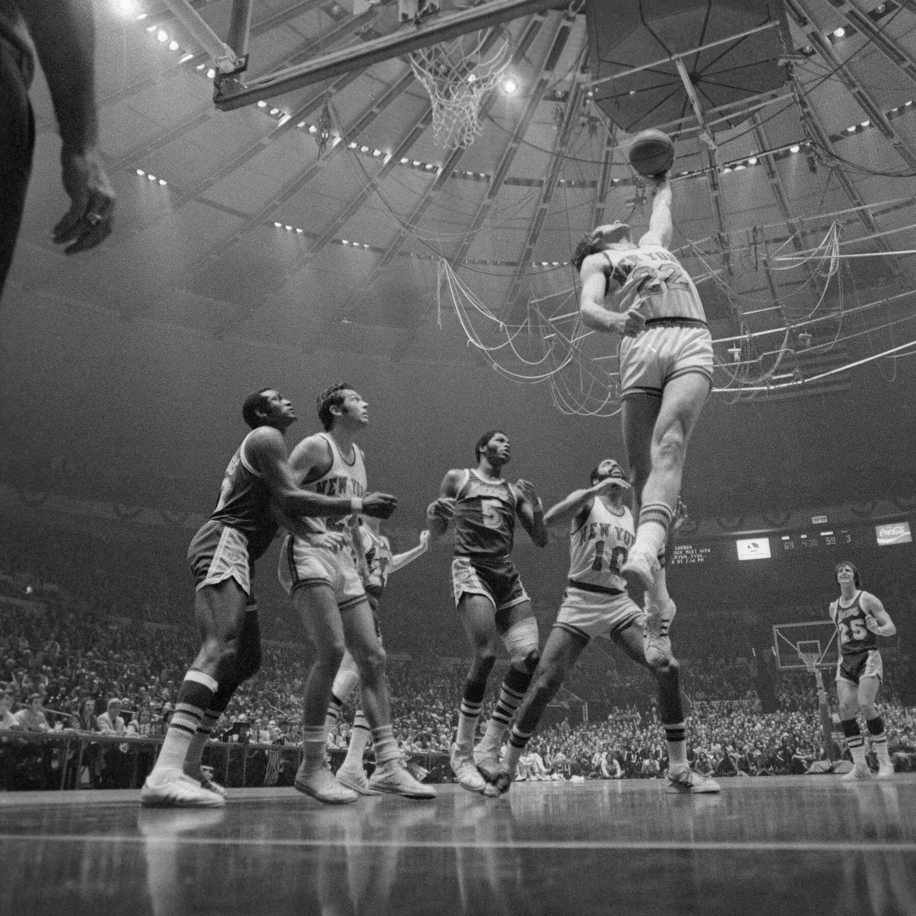 It Was 1973, and the Knicks Were Heading to Game 5 …