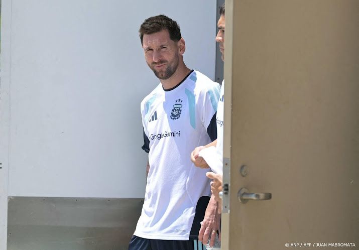 Vader Messi herstellende, familie hekelt geruchten