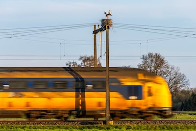 Geen treinen tussen Deventer en Rijssen door beschadigde spoorbrug