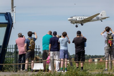 Minister grijpt in bij Lelystad Airport: strenge limiet voor grote vliegtuigen