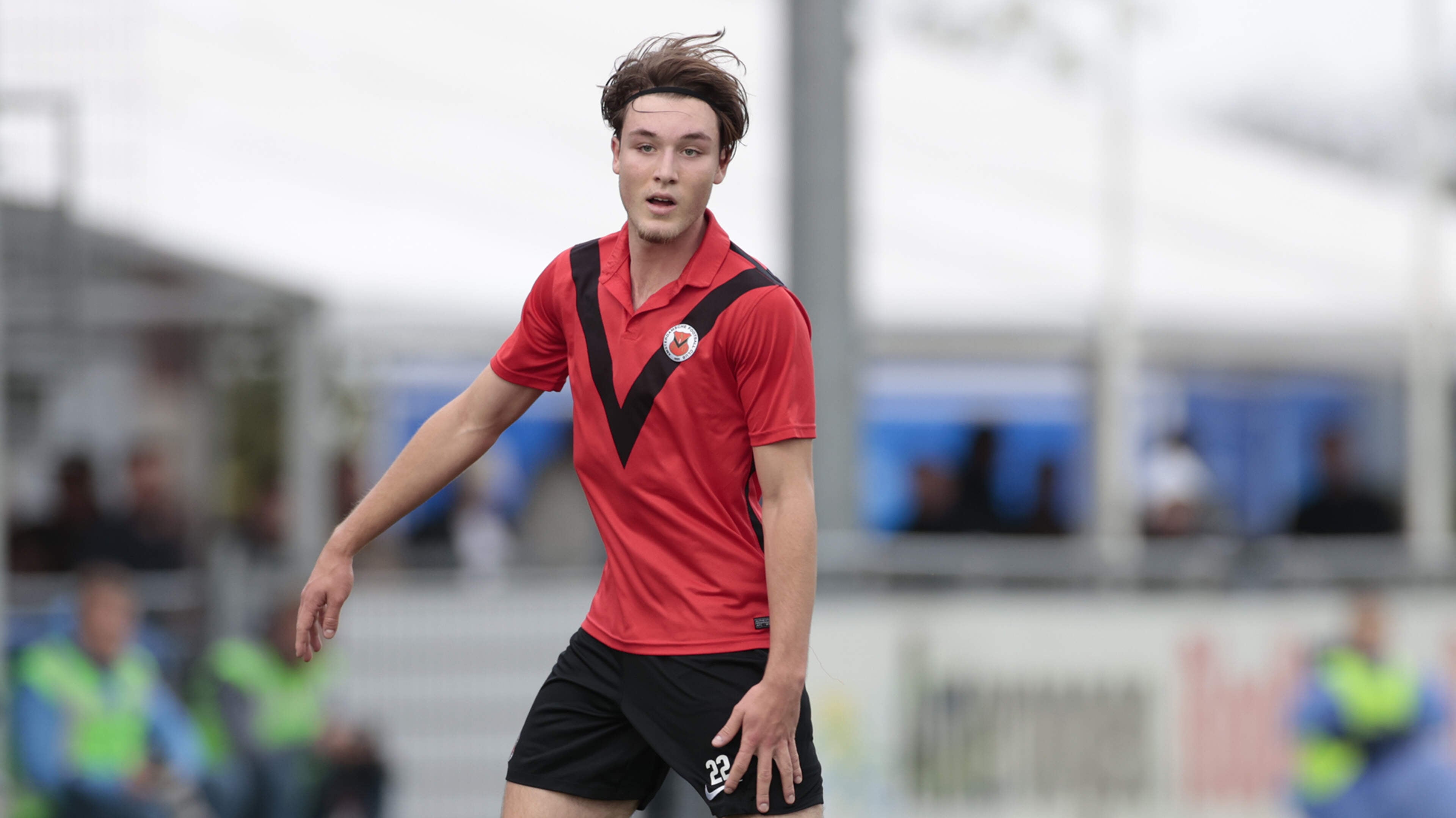 Telstar shopt opnieuw in de tweede divisie. Noach Shenkman (19) maakt de overstap van AFC