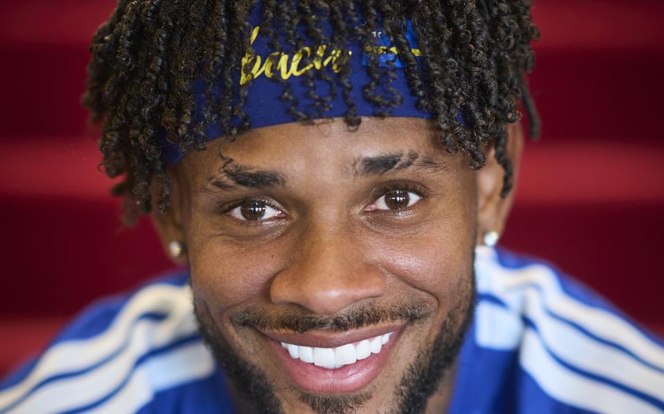 LIVE | Reportage NOS: Groningse familie Bacuna volgt Leandro en Juninho vanuit Houston