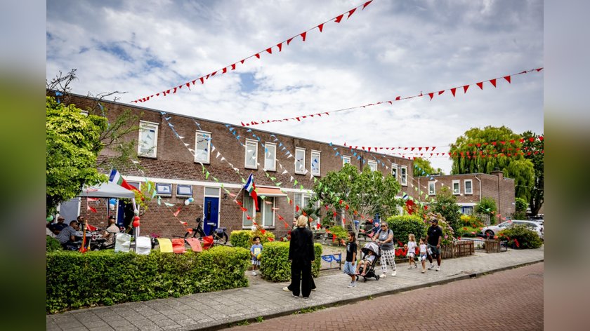 Eerherstel houdt in dat je Molukkers speciale behandeling bij woningtoewijzing geeft