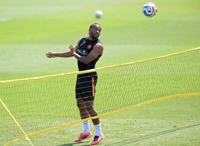 Quinten Timber loopt hersenschudding op tijdens training Oranje en mist duel met Zweden