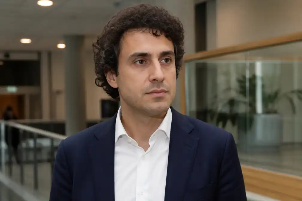 Profiel: Jesse Klaver groeide op bij opa en oma, leerde discipline in toko van neef