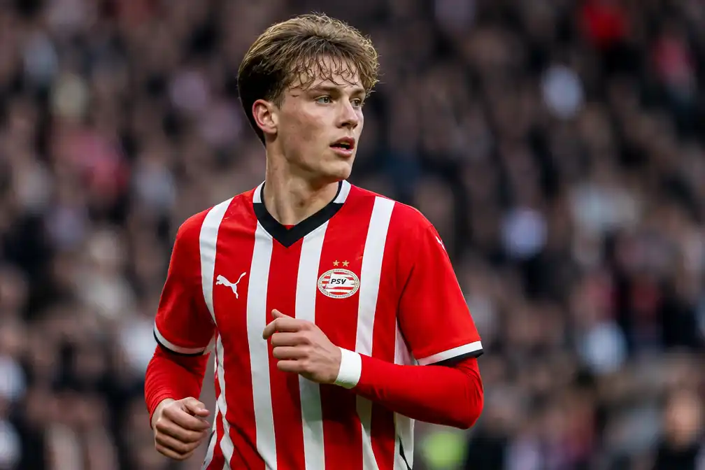Mika Godts heeft hoogste marktwaarde in Eredivisie, vier PSV'ers in top 10