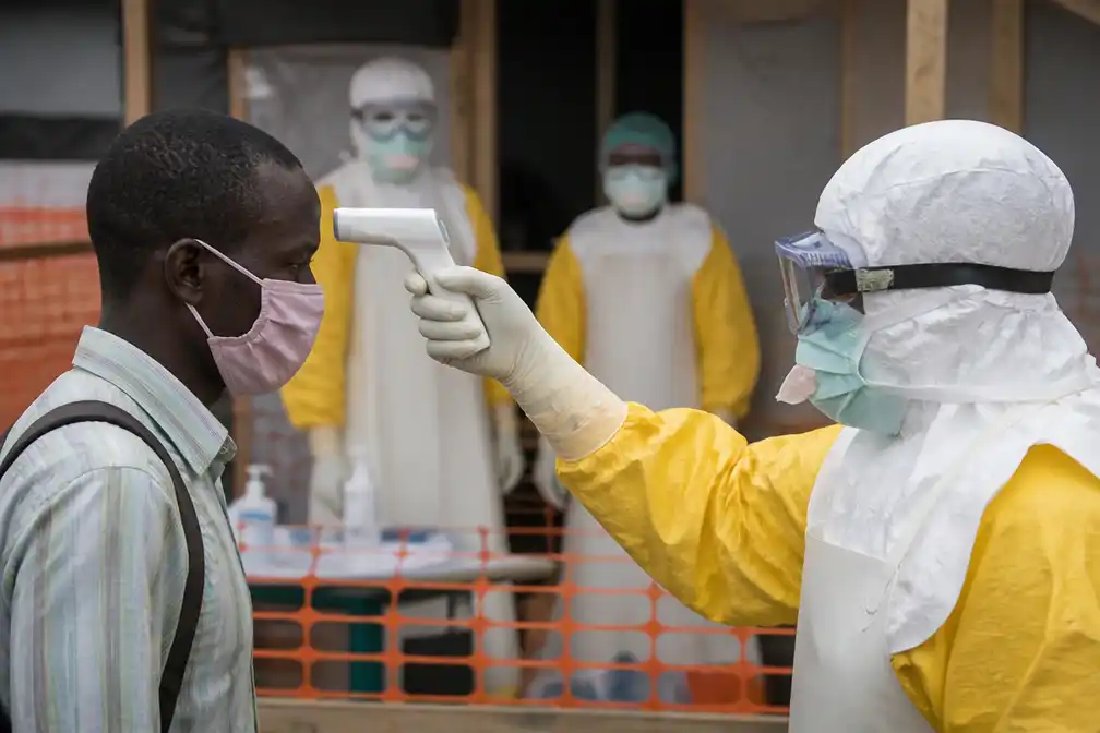 G7 stemt reisregels af en steunt ontwikkeling ebolavaccins