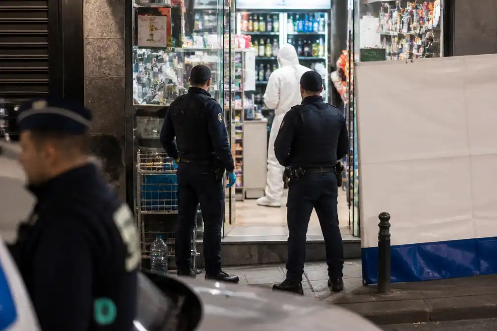 Eigenaar nachtwinkel gedood in Elsene, vrouw vastgebonden bij mogelijke overval