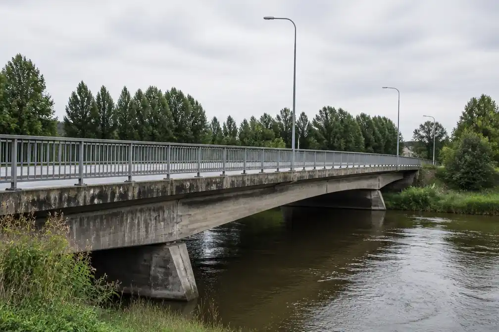 Mandelbrug tussen Wakken en Sint-Baafs-Vijve sluit eind augustus voor renovatie