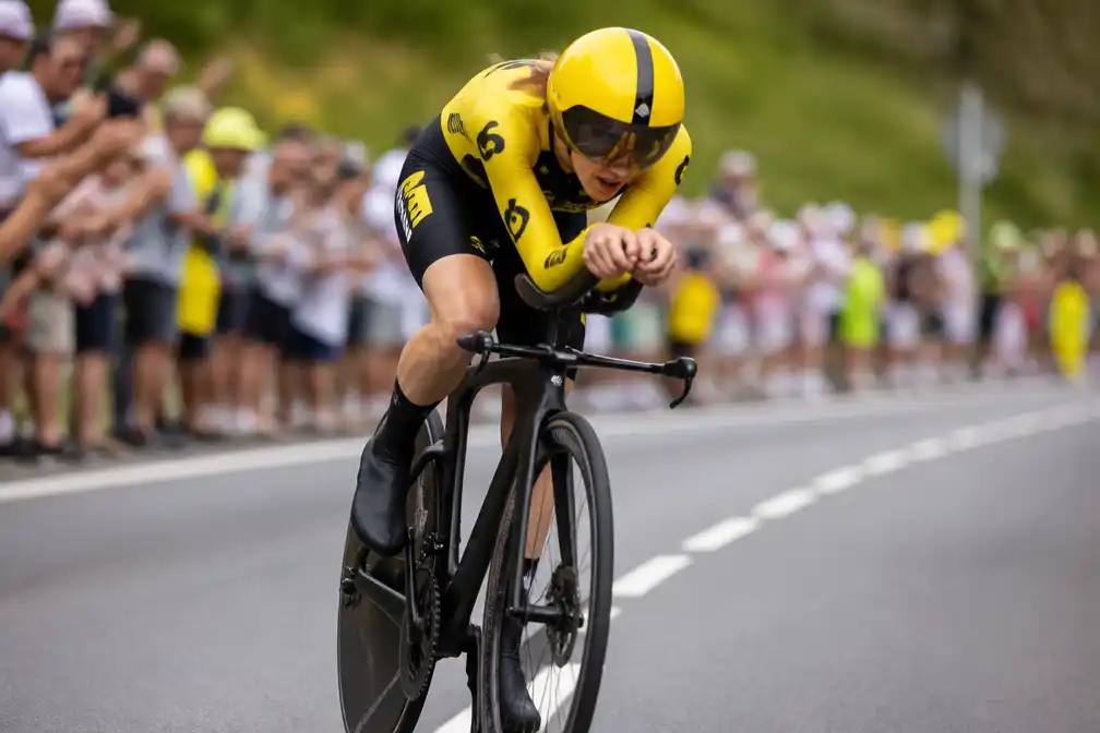 Lieke Nooijen imponeert in Tour de France Femmes, enkel wereldkampioen tijdrijden sneller