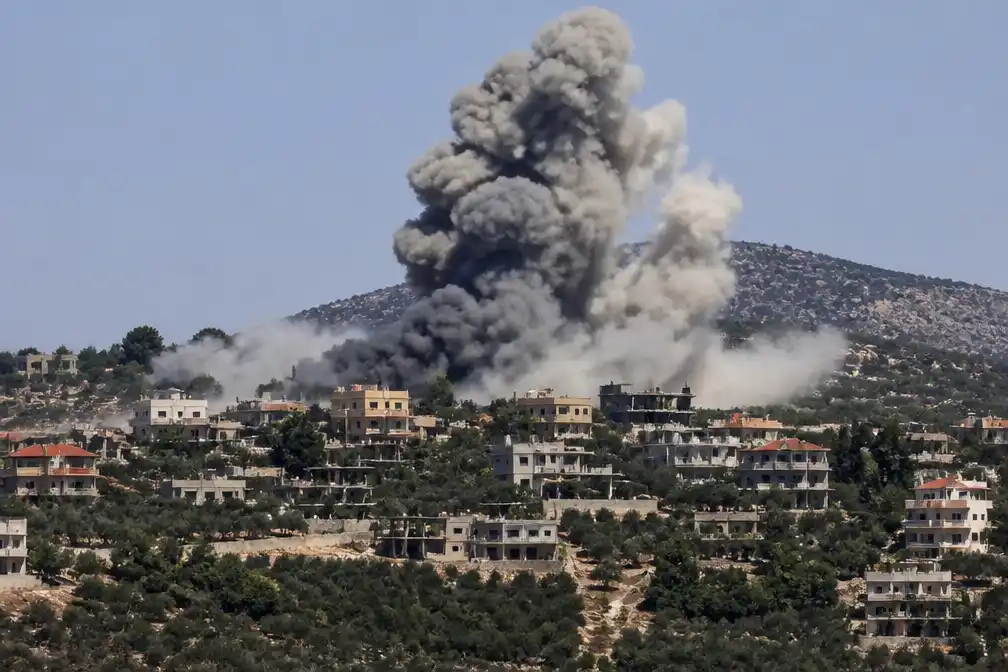 Israël bestookt Zuid-Libanon na beschuldiging aan Hezbollah; één dode