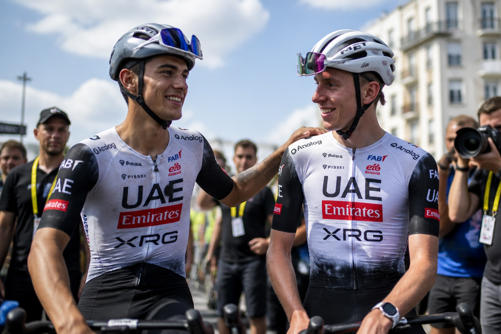 Isaac del Toro verlengt contract bij UAE Team Emirates na sterk Tour-debuut