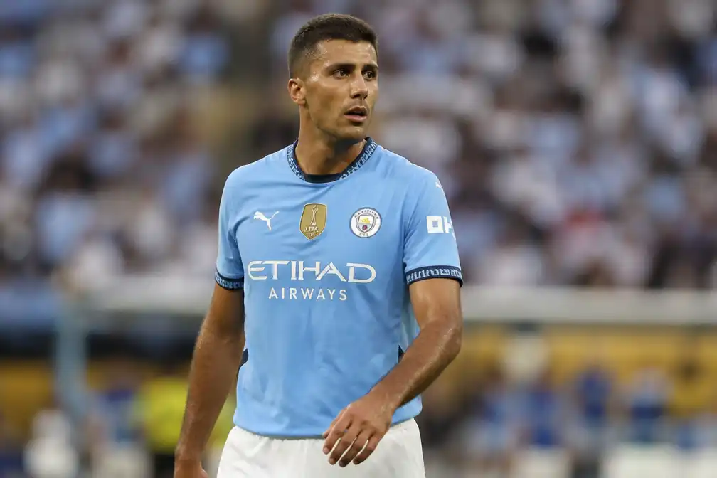 Rodri weegt overstap naar Real Madrid of Barcelona; City vraagt £60 miljoen