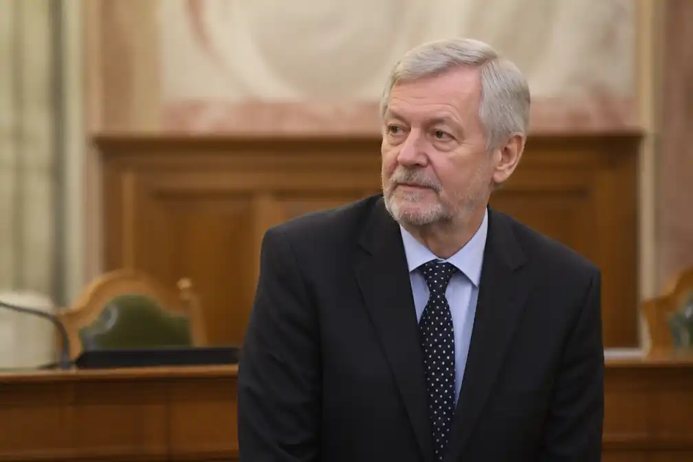 Tisza draagt oud-topjurist Baka voor als president van Hongarije