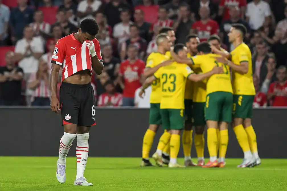 PSV geeft tegen Fortuna Sittard opnieuw punten weg in 2-2