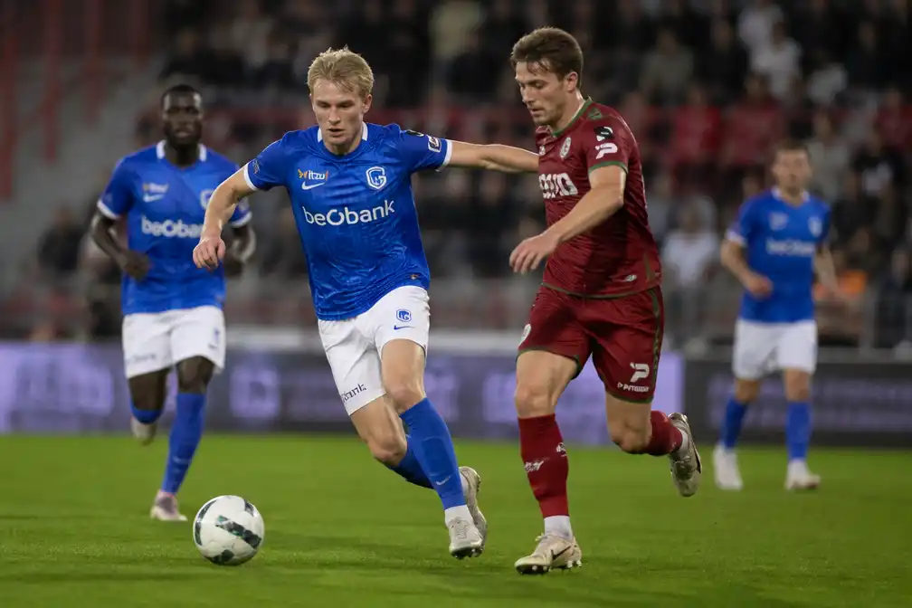 Erenbjerg en Durosinmi starten als Genk opent bij Zulte Waregem