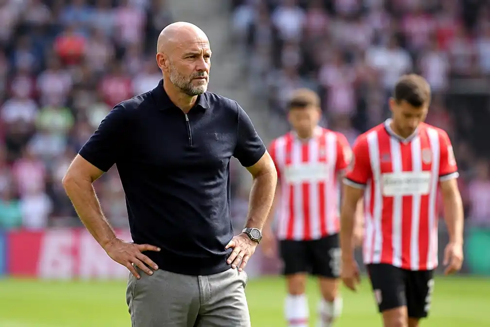 PSV verspeelt punten tegen Fortuna en blijft achter op verwachtingen