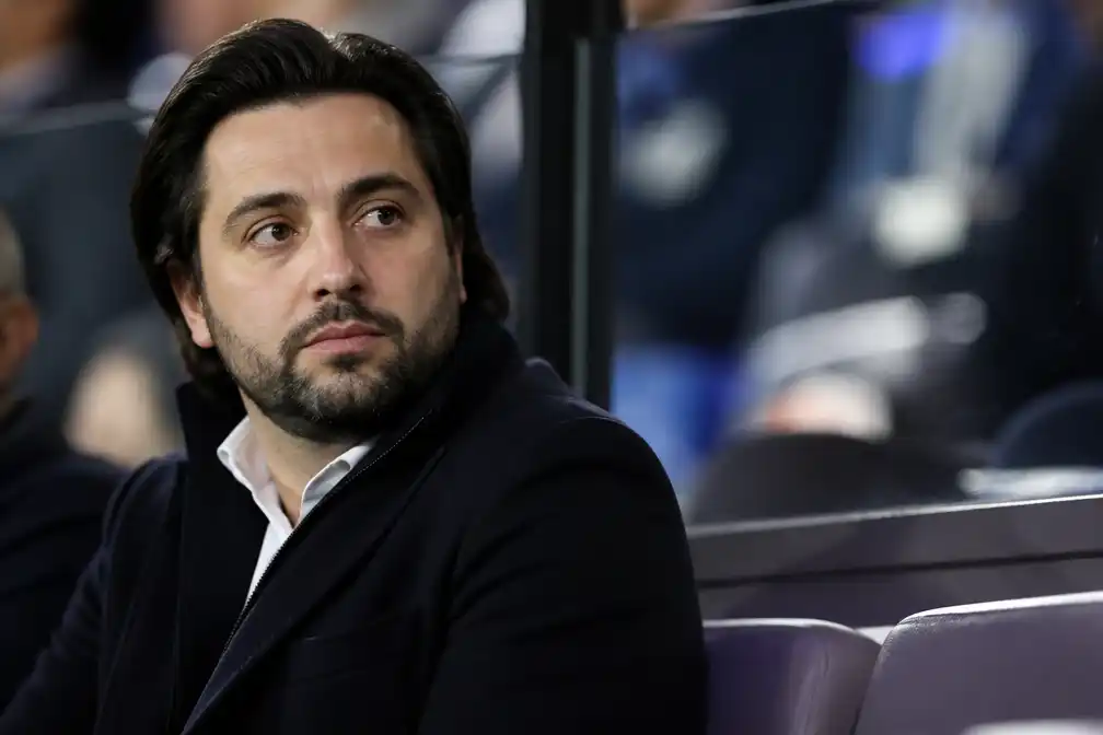 Georges-Louis Bouchez sluit niet uit dat hij politiek verlaat voor profvoetbal