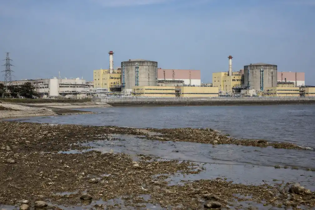Roemenië dreigt laatste actieve kernreactor stil te leggen door lage Donau
