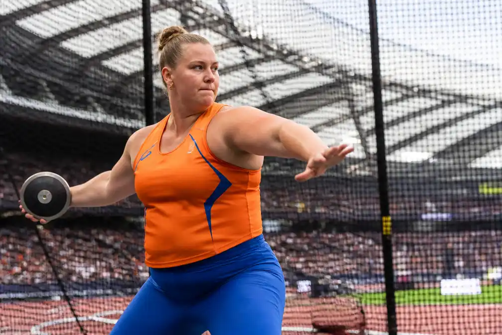 Van Klinken plaatst zich met één worp voor EK-finale discuswerpen