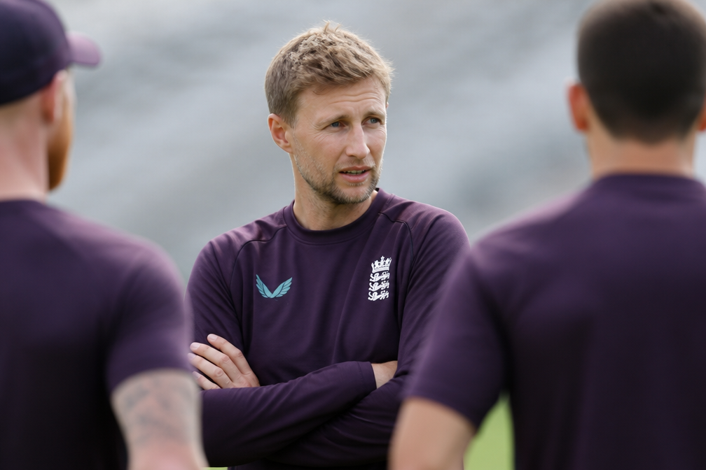 Joe Root schaft avondklok Engels Testteam af