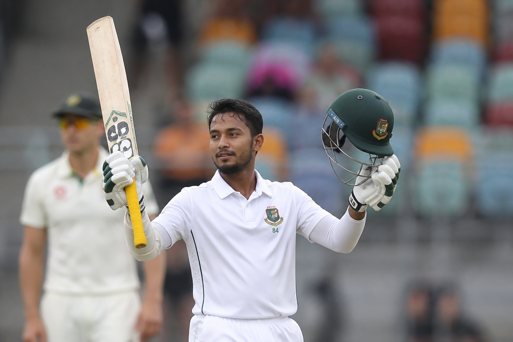 Century Tanzid Hasan brengt Bangladesh in control in Darwin