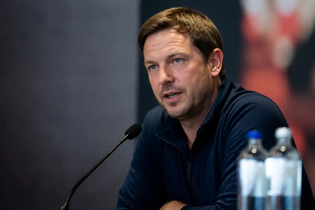 Hockeycoach Delmee nodigt Hiddink en topkok Blaauw uit voor inspiratie