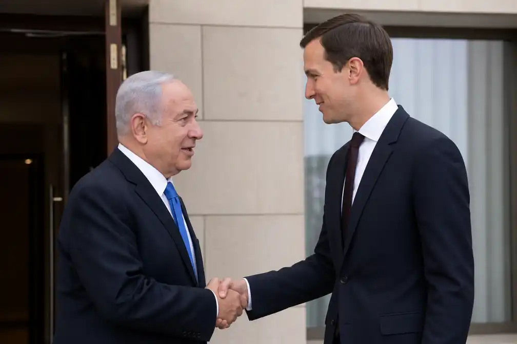 Amerikaans gezant Kushner ontmoet Netanyahu na zeldzaam overleg met Hamas
