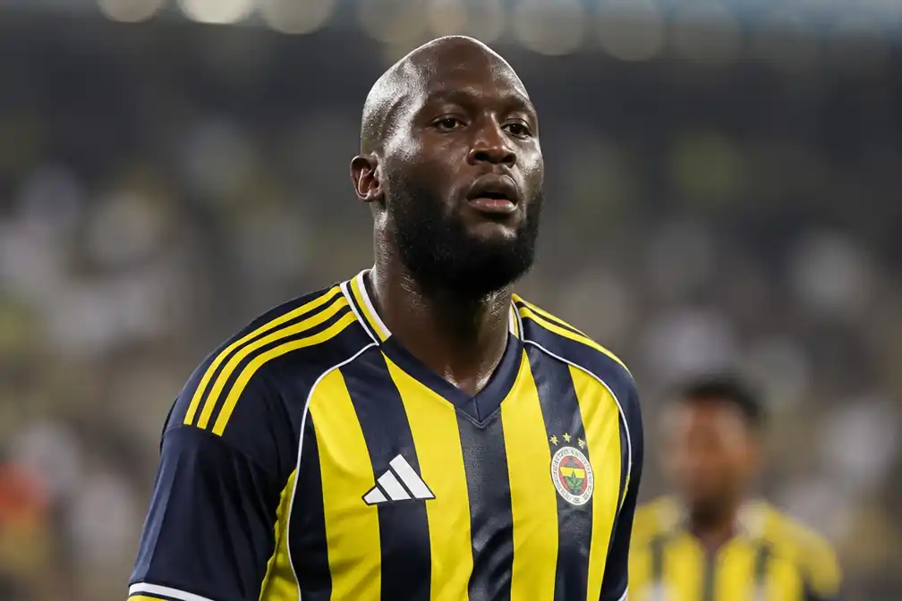 Romelu Lukaku last minute op Champions League-lijst Fenerbahçe, debuut tegen Lyon mogelijk