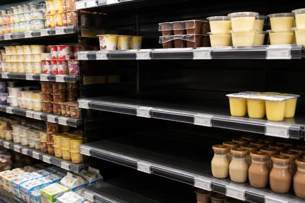 Blanke vla verdwijnt uit supermarkt: Melkunie stopt, Campina en AH haken af