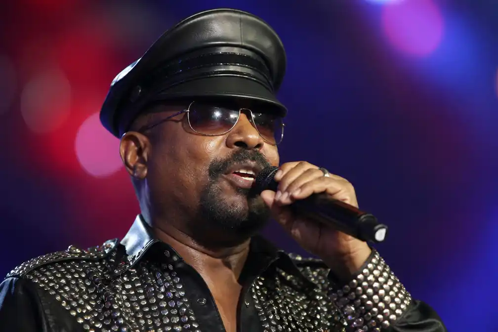 Village People-zanger Victor Willis overleed aan leverkanker, zegt weduwe