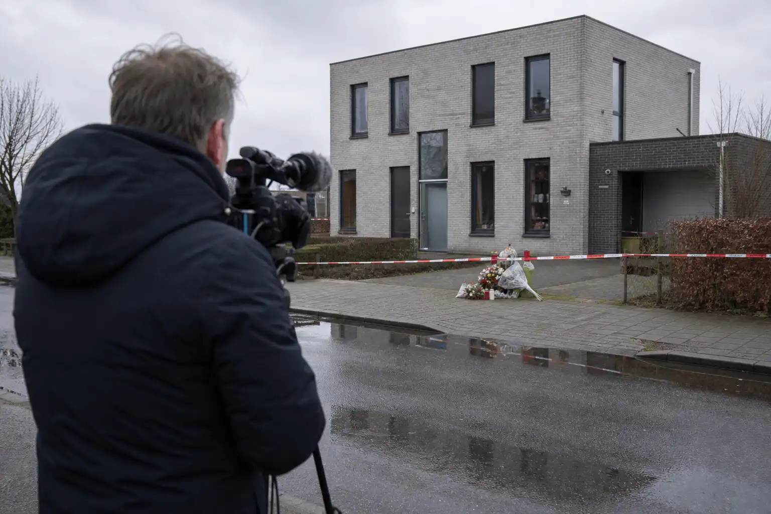 Tienermeisje verdacht van doden ouders in Meerstad schokt Nederland